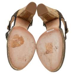 مملوكة مسبقًا Chanel Black Fabric Floral Embellished Ankle Strap Pumps Size 36