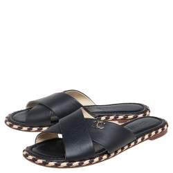 Pre Owned صندل شانيل فلات سيور متقاطعة جلد أسود مقاس 39