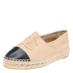 Pre Owned Chanel Beige/Black Leather CC Cap Toe Slip On Espadrilles Size 40