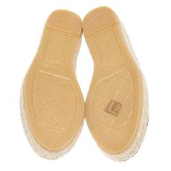 Pre Owned Chanel Beige/Black Leather CC Cap Toe Slip On Espadrilles Size 40