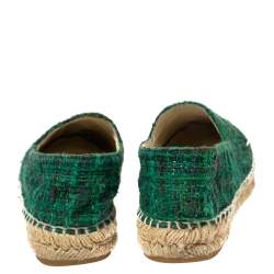 مملوكة مسبقًا حذاء إسبادريل فلات شانيل غطاء مقدمة سي سي جلد وقماش تويد أخضر مقاس 39