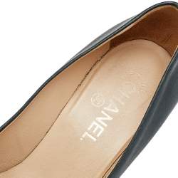 Pre Owned Chanel Grey/Brown Leather Cap Toe Platform Pumps Size 40