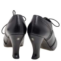 Chanel Black Brogue Leather CC Lace Up Oxford Booties Size 40