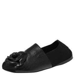 Pre Owned Chanel Black Leather, Fabric and Elastic Camellia Flats Size 37