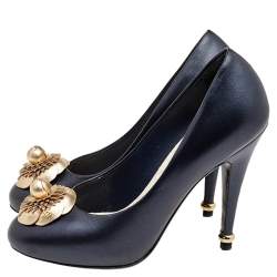 Pre Owned Chanel Black Leather Camellia Pumps Size 36