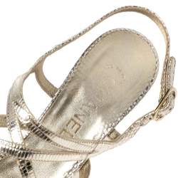 Pre Owned صندل كعب روكي شانيل كعب روكي مزخرف لؤلؤ جلد نقش سحلية ذهبي مطفي مقاسس 41