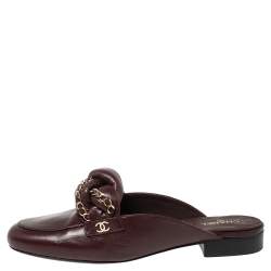 مملوكة مسبقًا حذاء سلايد شانيل جلد أسود مجدول بسلسلة مقاس 41