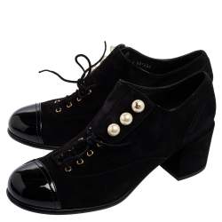 Chanel Black Suede and Patent Leather Pearl Detail Block Heel Oxford Pumps Size 39