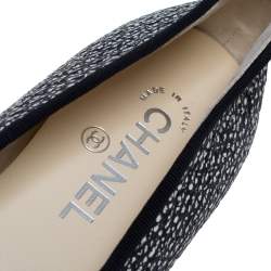 Pre Owned Chanel Black Textured Leather and Karung Leather CC Cap Toe Bow Ballet Flats Size 40.5 