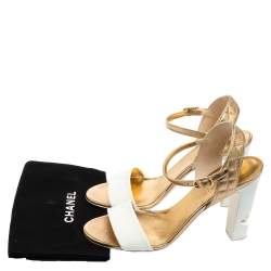مملوكة مسبقًا Chanel White/Gold Patent And Leather Open Toe Ankle Strap Sandals Size 38.5