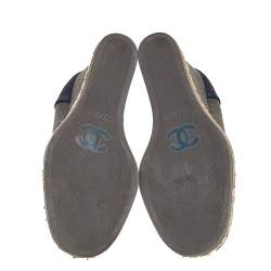 Pre Owned حذاء كعب عالي شانيل كانفاس سي سي رصاصي/أزرق داكن مقدمة منفصلة كعب روكي مقاس 38