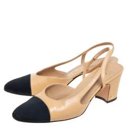 Pre Owned حذاء كعب عالي شانيل غطاء مقدمة سي سي كانفاس وجلد أسود/ ذهبي بسير خلفي مقاس 39