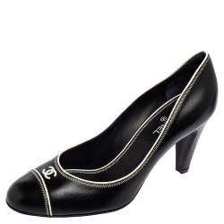 Pre Owned حذاء كعب عالي شانيل جلد أسود مزين سي سي مقدمة مستديرة مقاس 40