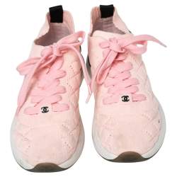 Pre Owned حذا ء رياضي شانيل قماش تريكو وردي سي سي عنق منخفض مقاس 38