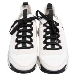 مملوكة مسبقًا Chanel White/Black Leather and Neoprene CC Low-Top Sneakers Size 39