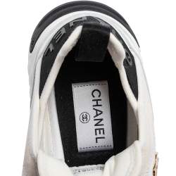 مملوكة مسبقًا Chanel White/Black Leather and Neoprene CC Low-Top Sneakers Size 39