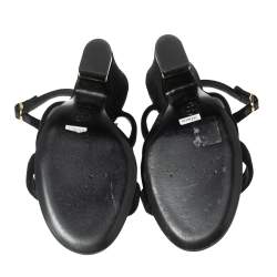مملوكة مسبقًا Chanel Black Velvet Block Heel Singback Sandals Size 39