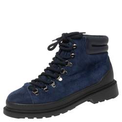 مملوكة مسبقًا Chanel Navy Blue Suede and Leather Lace-Up Ankle Boots Size 39.5