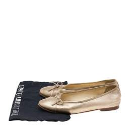Pre Owned Chanel Metallic Gold Leather CC Bow Ballet Flats Size 37
