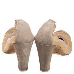 Pre Owned Chanel Gold Metallic Fabric and Beige Suede Elastic Ballet Pumps Size 38.5