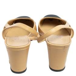 مملوكة مسبقًا حذاء كعب عالي شانيل CC جلد وكانفاس بيج/أسود غطاء مقدمة بحزام للكاحل مقاس 36