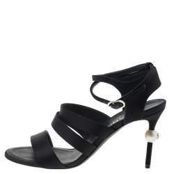 مملوكة مسبقًا Chanel Black Satin Pearl Heel Interlocking CC Ankle Strap Sandals Size 39.5