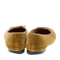 Pre Owned Chanel Beige/Black Patent Leather And Velvet CC Cap Toe Bow Ballet Flats Size 40.5