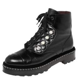 Chanel 17B CC Cap Toe Combat Boots Black Velvet Size 37.5 Lace-Up Ankle Boots