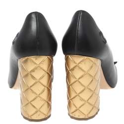 Pre Owned Chanel Black Leather Camellia Cap-Toe Quilted Heel Pumps Size 37
