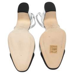 Pre Owned صندل شانيل قماش وجلد أسود/فضي غطاء مقدمة بحزام للكاحل مقاس 36.5