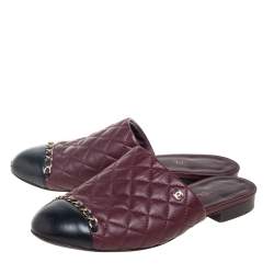 Pre Owned Chanel Burgundy/Black Quilted Leather Cap Toe Mule Sandals Size 38.5 