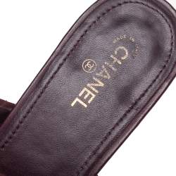 Pre Owned Chanel Burgundy/Black Quilted Leather Cap Toe Mule Sandals Size 38.5 