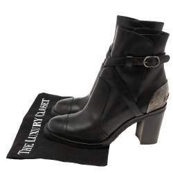 مملوكة مسبقًا Chanel Black Leather CC Ankle Boots Size 38.5