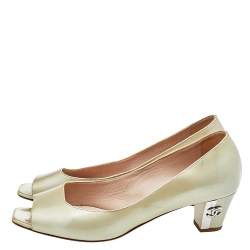 Pre Owned Chanel Metallic Olive Green Patent Leather CC Peep toe Pumps Size 40