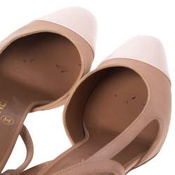 مملوكة مسبقًا Chanel Nude/Pink Leather and Patent Cap-Toe D'orsay Slingback Pumps Size 36