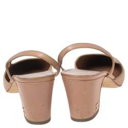 مملوكة مسبقًا Chanel Nude/Pink Leather and Patent Cap-Toe D'orsay Slingback Pumps Size 36