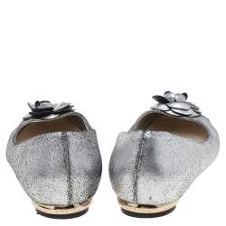 Pre Owned Chanel Silver Textured Leather Camellia Ballet Flats Size 41