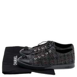 Pre Owned حذاء رياضى شانيل منخفض من أعلى غطاء مقدمة سى سى جلد وتويد رمادي مقاس 38 