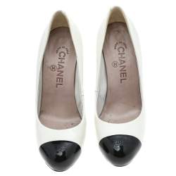 Pre Owned Chanel White/Black Leather CC Cap Toe Platform Pumps Size 36.5