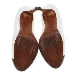 Pre Owned Chanel White/Black Leather CC Cap Toe Platform Pumps Size 36.5