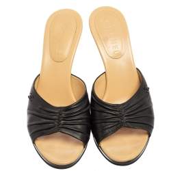Pre Owned Chanel Black Pleated Leather Slide Sandals Size 41.5