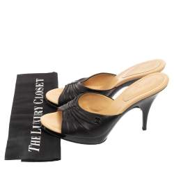 Pre Owned Chanel Black Pleated Leather Slide Sandals Size 41.5