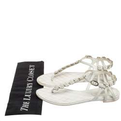 Pre Owned Chanel White Leather CC Flower Thong Flats Size 37