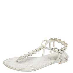 Pre Owned Chanel White Leather CC Flower Thong Flats Size 37
