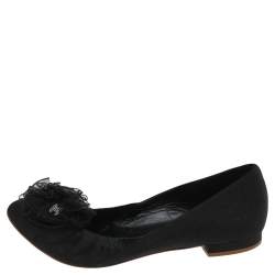 Pre Owned Chanel Black Satin CC Flower Embellished Ballet Flats Size 37.5