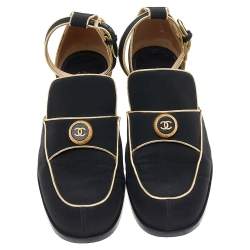 مملوكة مسبقًا Chanel Black/Gold Fabric And Leather CC Ankle Strap Loafer Sandals Size 38.5