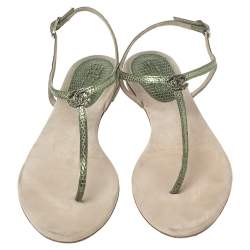 Pre Owned Chanel Metallic Green Lizard Leather CC Ankle Strap Flat Thong Sandals Size 40
