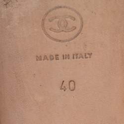 Pre Owned Chanel Metallic Green Lizard Leather CC Ankle Strap Flat Thong Sandals Size 40