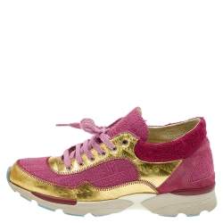Pre Owned Chanel Pink/Gold Tweed Fabric And Patent Leather CC Lace Up Sneakers Size 38