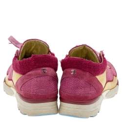 Pre Owned Chanel Pink/Gold Tweed Fabric And Patent Leather CC Lace Up Sneakers Size 38